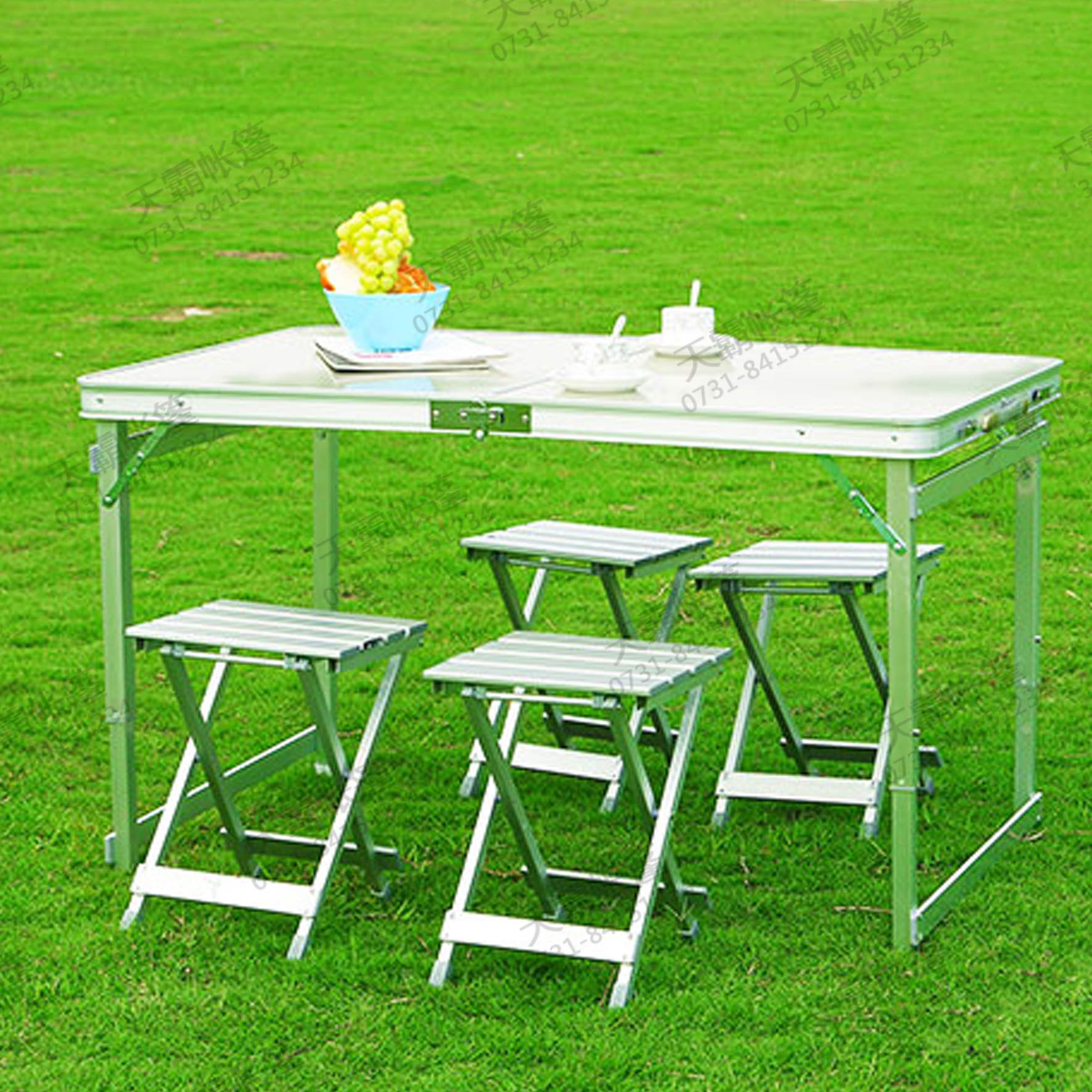 方腳對(duì)折桌