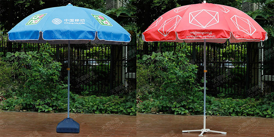 天氣炎熱，促銷活動(dòng)建議選購(gòu)銀膠布廣告太陽(yáng)傘